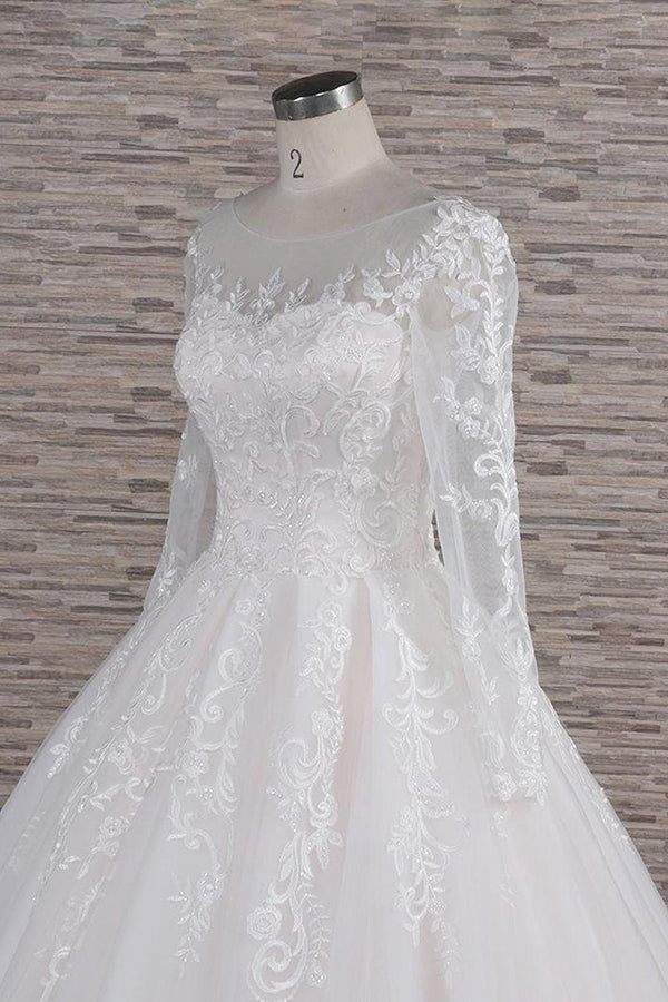 Elegant Long A-line Appliques Lace Tulle Wedding Dress with Sleeves
