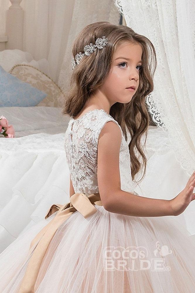 Long Scoop Neck Sleeveless Ball Gown Flower Girl Dress