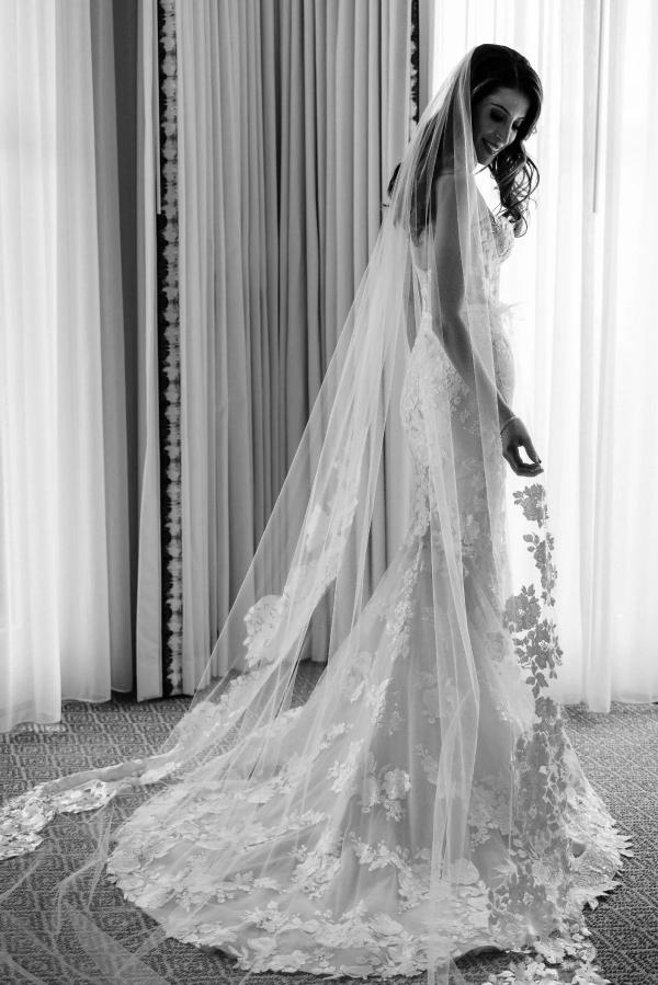 Gorgeous Long Mermaid Sweetheart Tulle Lace Appliques Wedding Dress