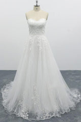 Strapless Long Tulle Chapel Train Lace A-line Wedding Dress