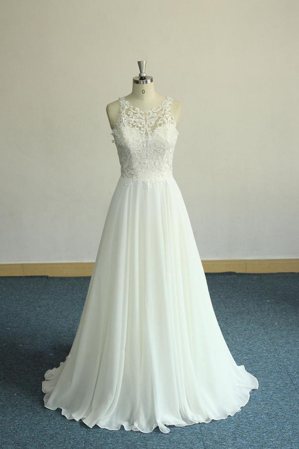 Amazing Long Appliques Lace Chiffon A-line Wedding Dress
