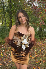 Burgundy Velvet Short Meramid Strapless Homecoming Dress with Gloves