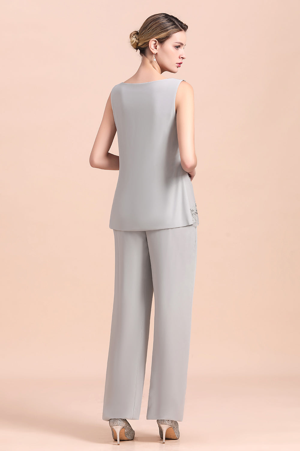 Glamorous Appliques Sleeveless Silver Chiffon Mother of Bride Jumpsuit With Wrap