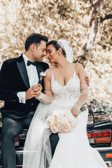 Elegant Mermaid Sweetheart Spaghetti Straps Lace Tulle Long Wedding Dress with Train