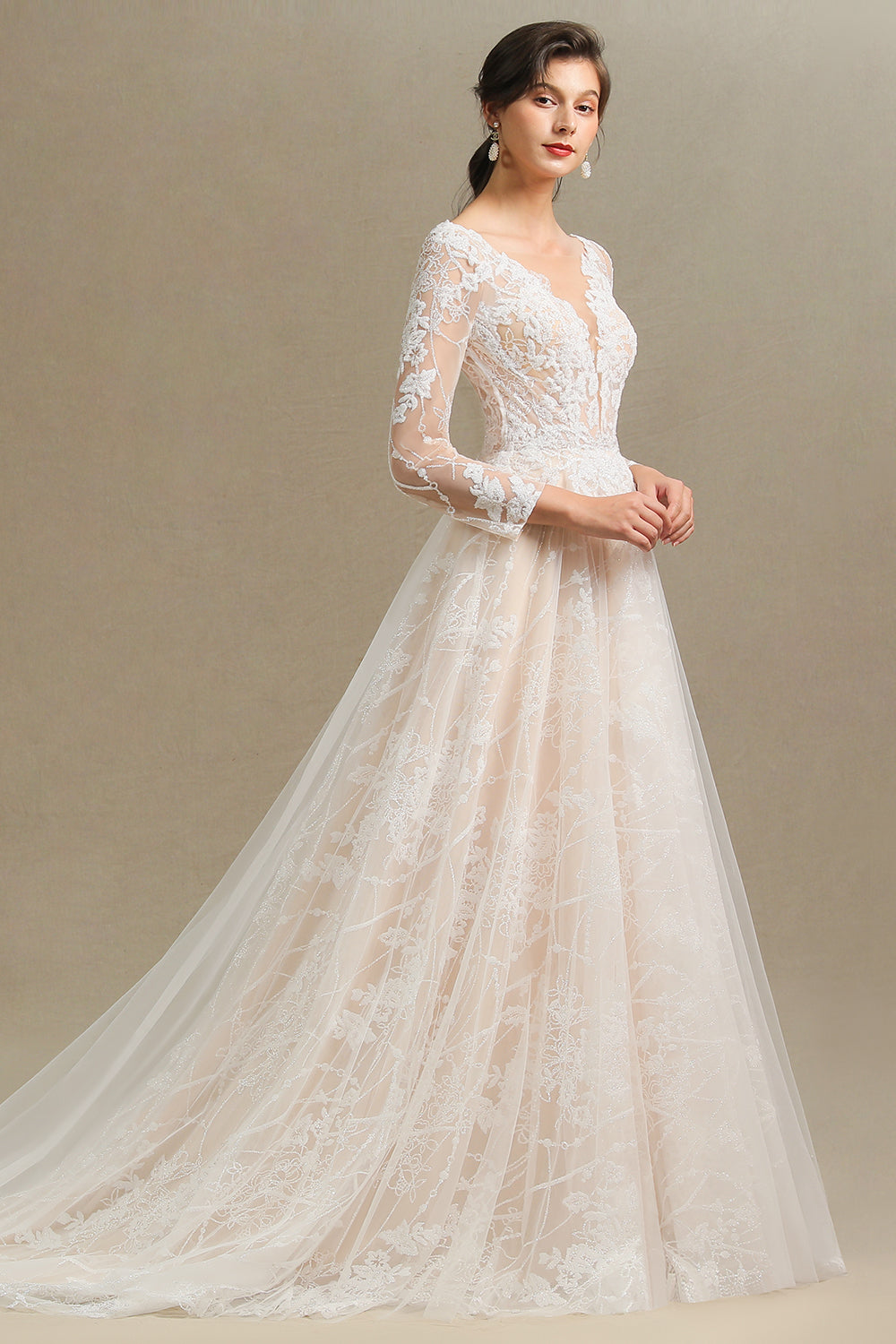 Elegant Long Sleeve Sweetheart Rulle Tulle A-line Wedding Dress