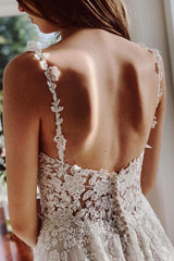 Elegant Long A-line Sweetheart Tulle Lace Wedding Dress with Slit