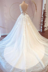 Classy Long A-line Sweetheart Tulle Appliques Lace Wedding Dresses