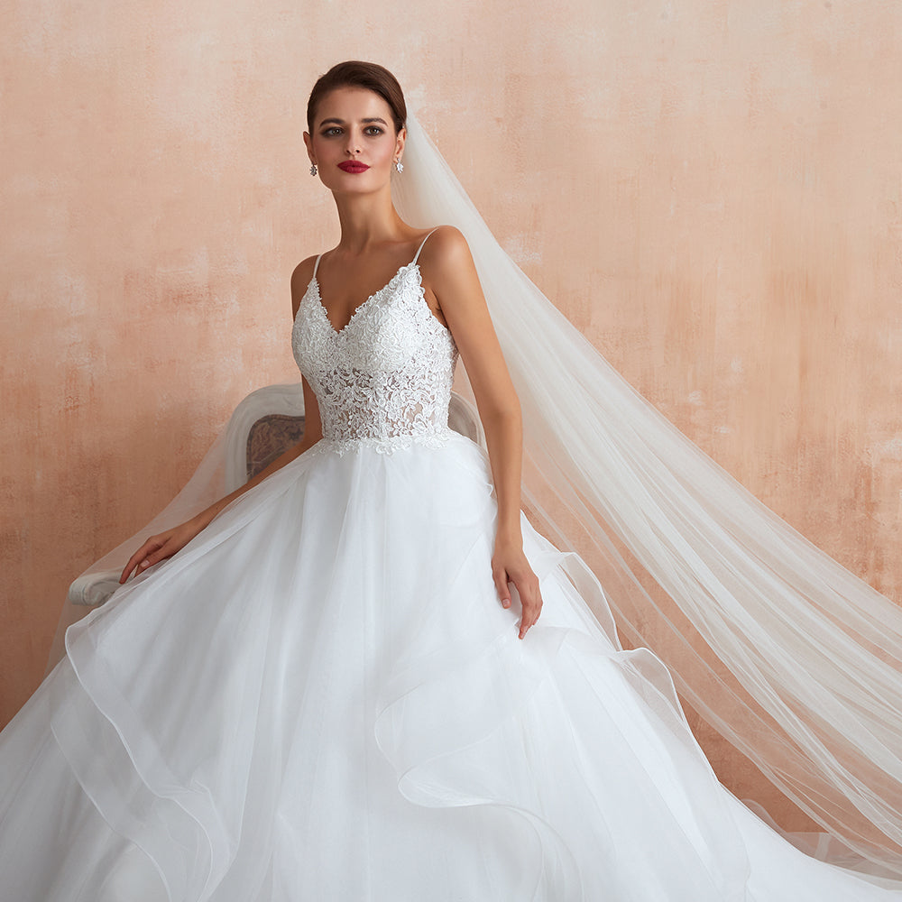 Long Sweetheart Appliques Lace Tulle A-line Wedding Dress