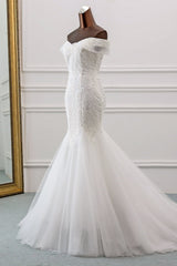 Long Mermaid Tulle Lace Off the Shoulder Lace-up Wedding Dress