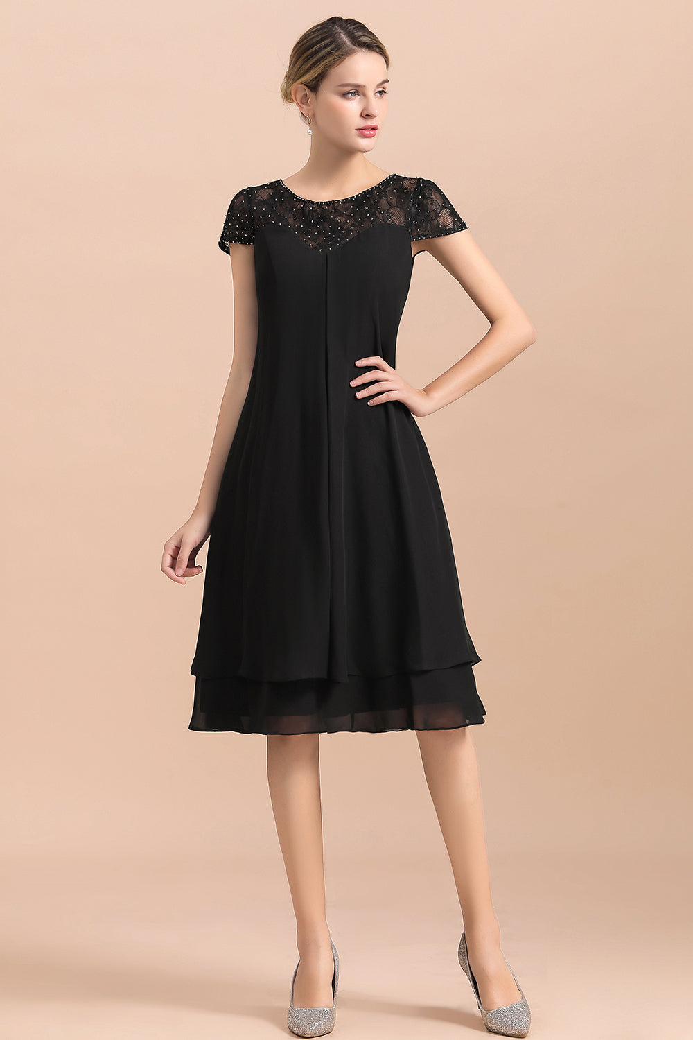 Chiffon Black Cap Sleeve Short Mother of Bride Dress