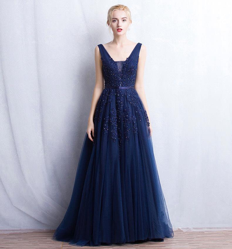 Fabulous Long V-neck Tulle Lace A-line Evening Dress