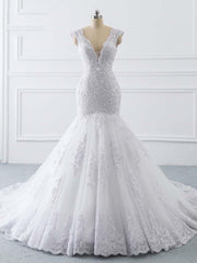 Long V-Neck Mermaid Tulle Lace Wedding Dresses