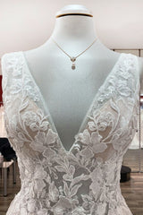 Modest Long A-line Deep V-neck Open Back Tulle Wedding Dress with Appliques Lace