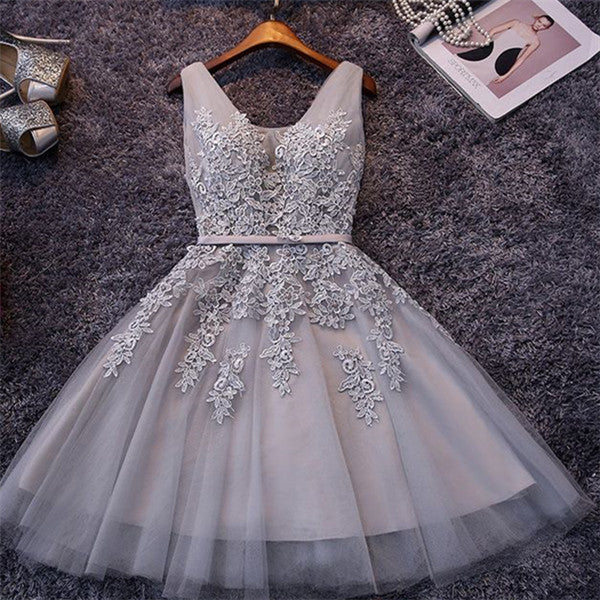 Elegant Silver Short A-line V-neck Tulle Lace Homecoming Dresses