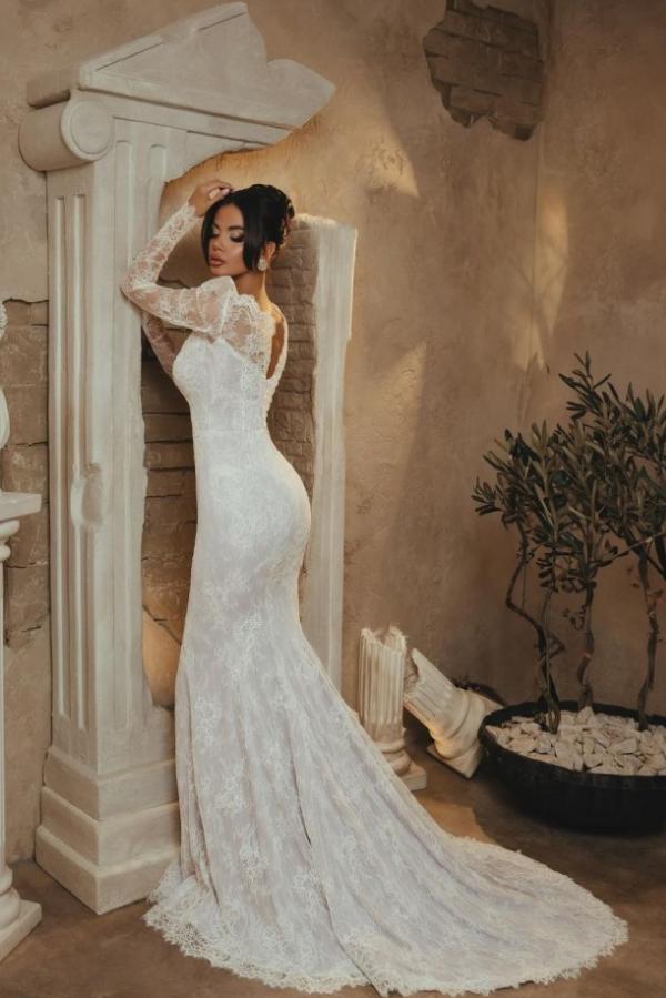 Long Sleeves Sweetheart Lace Mermaid Floor Length Wedding Dress