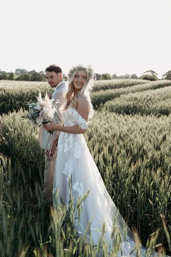 Elegant Long A-line Off the Shoulder Tulle Floral Lace Wedding Dress