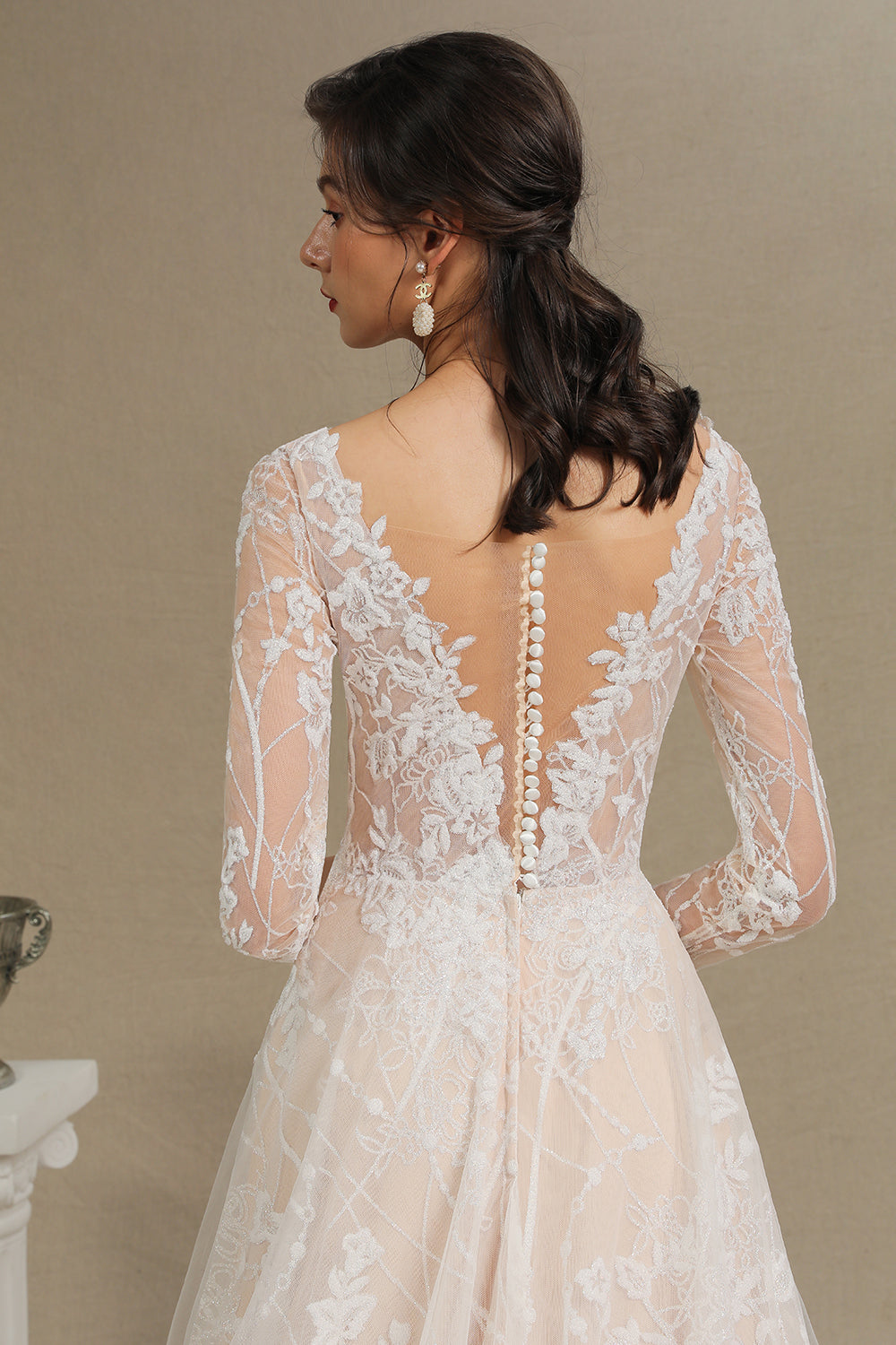 Elegant Long Sleeve Sweetheart Rulle Tulle A-line Wedding Dress