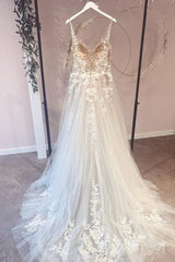 Long Spaghetti Straps Sweetheart A-Line Appliques Lace Tulle Wedding Dresses