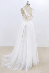 Long Deep V-neck Lace A-line Tulle Wedding Dress