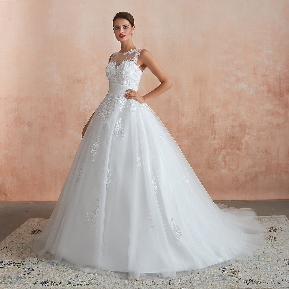 Long Ball Gown Appliques Lace Tulle Wedding Dress
