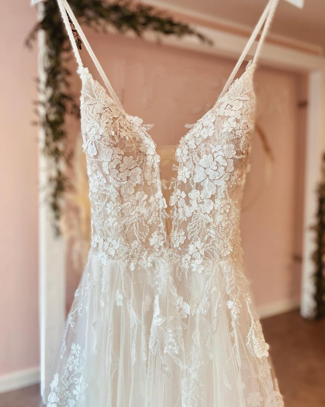 Long A-line Deep V-neck Tulle Spaghetti Straps Lace Backless Wedding Dress