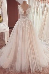 Long A-Line Wide Straps Appliques Lace Tulle Ruffles Wedding Dress