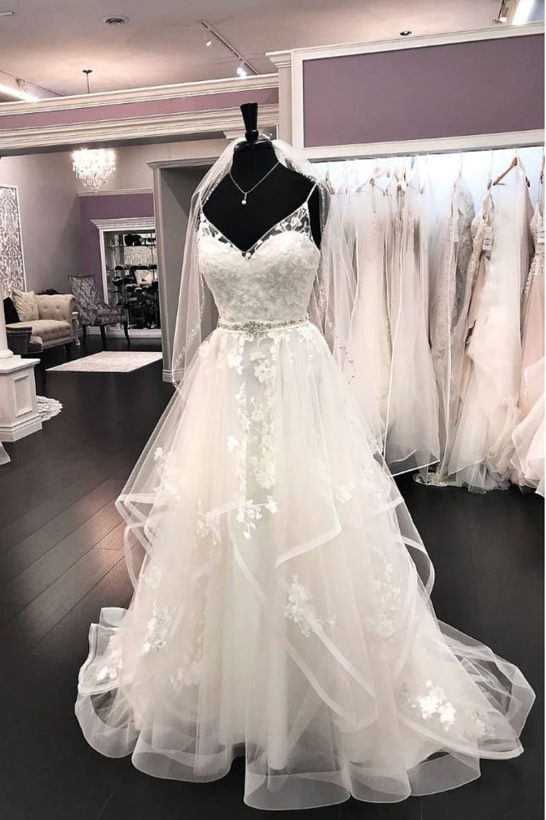 Elegant White Long Tulle Lace V Neck Spaghetti Straps A Line Wedding Dress