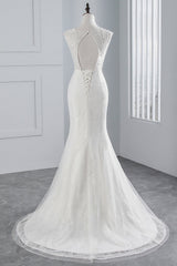 Glamorous Long Mermaid Jewel Tulle Sleeveless Wedding Dress with Appliques Lace
