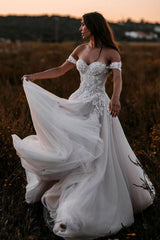 Gorgeous Long A-line Off the Shoulder Tulle Wedding Dress with Appliques Lace
