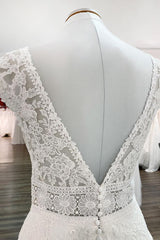 Simple Long A-line V-neck Tulle Wedding Dress with Appliques Lace