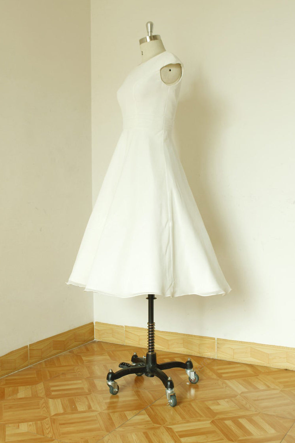 Short Cap Sleeve Chiffon Mini A-line Wedding Dress