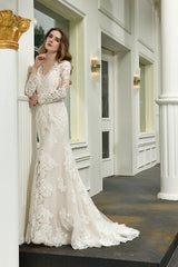 Elegant V-Neck Long Sleeve Satin Lace Mermaid Wedding Dress