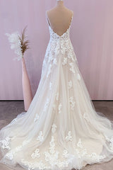 Stunning Long Spaghetti Straps Appliques Lace A-Line Tulle Floor Length Wedding Dress