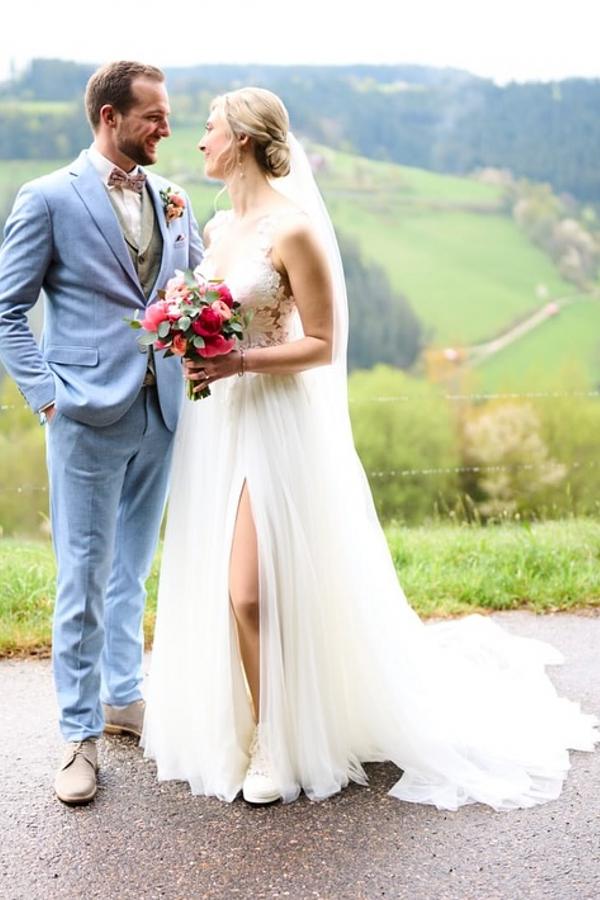 Long A-line Off The Shoulder Tulle Floor Length Wedding Dress with Appliques Lace
