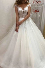 Long A-line Sweetheart Off the Shoulder Appliques Lace Tulle Train Wedding Dress