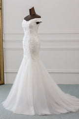 Gorgeous Long Tulle Off the shoulder Mermaid Lace-up Wedding Dress