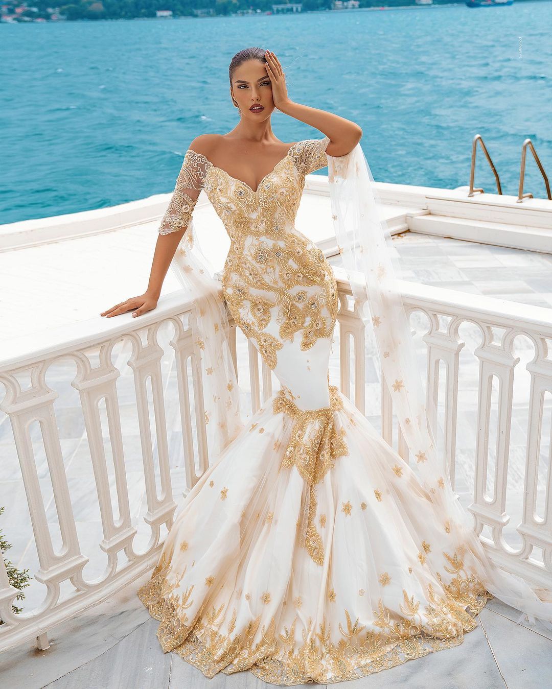 Long Mermaid Off the Shoulder Gold Appliques Lace Wedding Dress with Half Sleeve