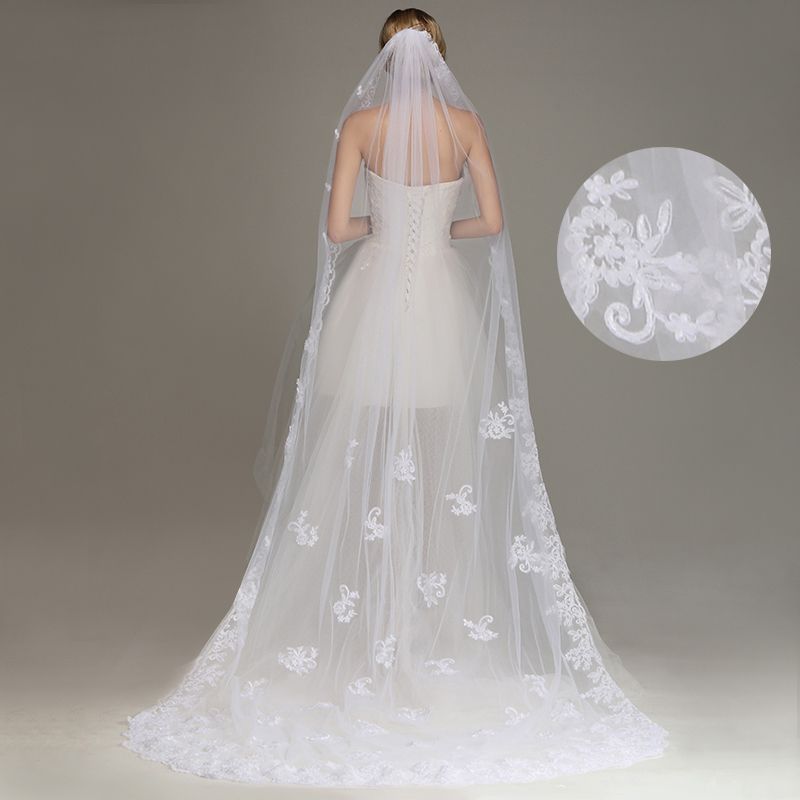 One Layer Lace Edge Wedding Veil
