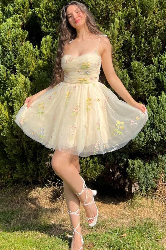 Short A-line Sweetheart Ruffle Chiffon Sleeveless Homecoming Dresses