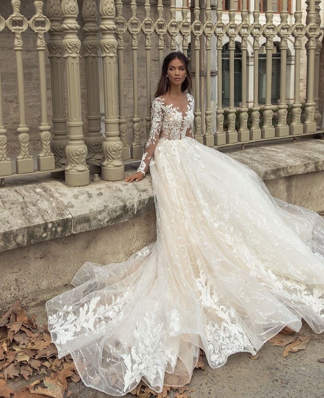 Gorgeous Bateau Long Sleeve Appliques Lace Train A-Line Wedding Dress