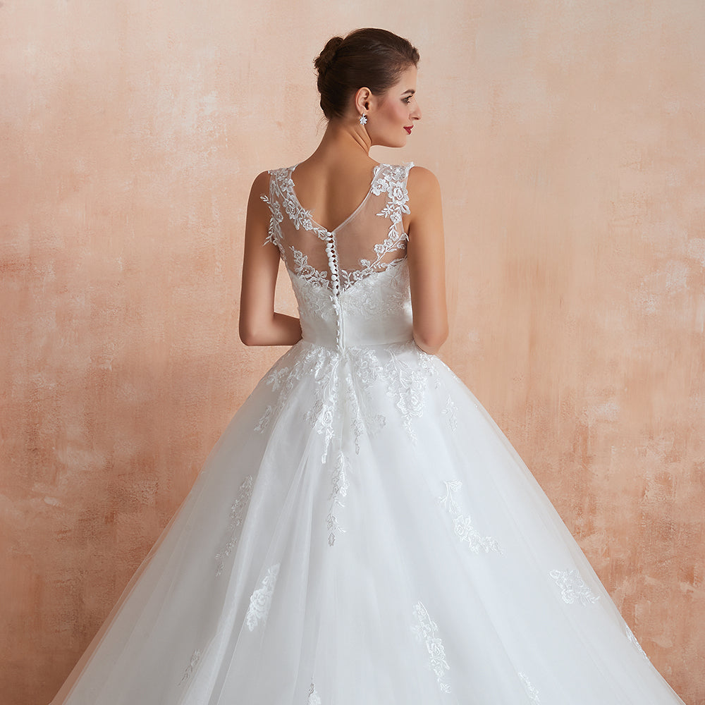 Long Ball Gown Appliques Lace Tulle Wedding Dress