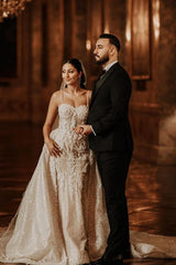 A-Line Sweetheart Tulle Spaghetti Straps Long Appliques Wedding Dress with Chapel Train