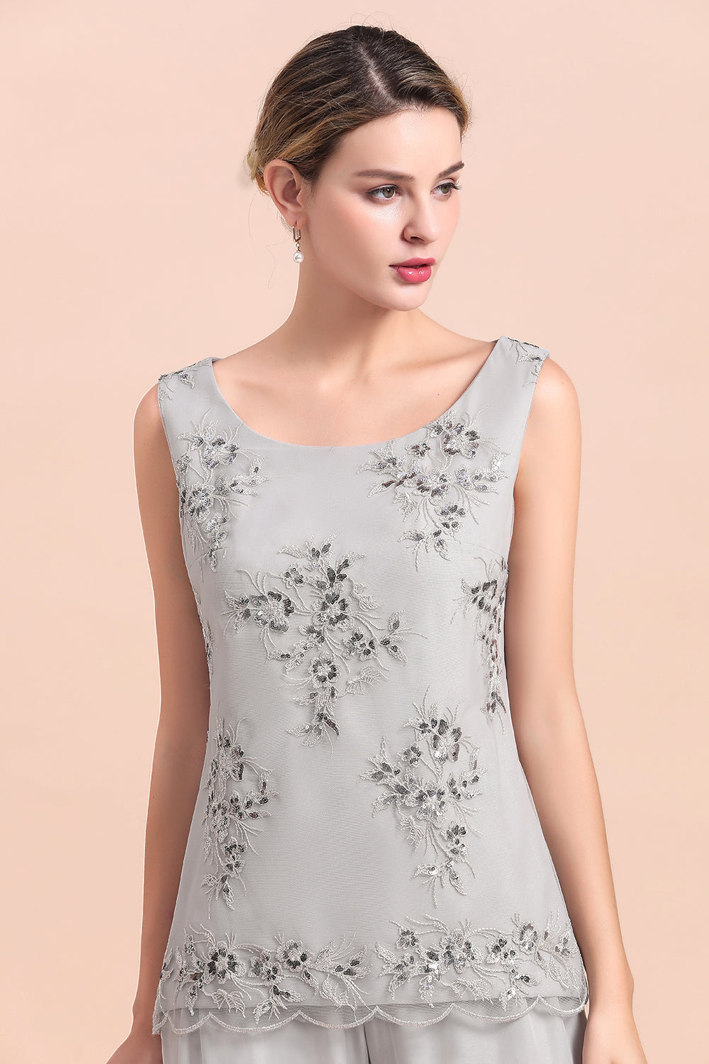 Glamorous Appliques Sleeveless Silver Chiffon Mother of Bride Jumpsuit With Wrap