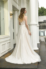 Chic Long One Shoulder Tulle Lace A-Line Wedding Dress