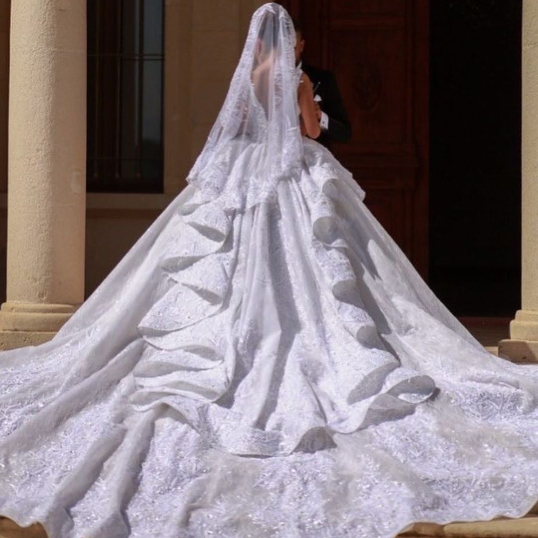 Gorgeous Long Ball Gown Off the shoulder Lace White Wedding Dresses