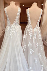 Classy Long A-Line Sweetheart Appliques Lace Open Back Ruffles Wedding Dress