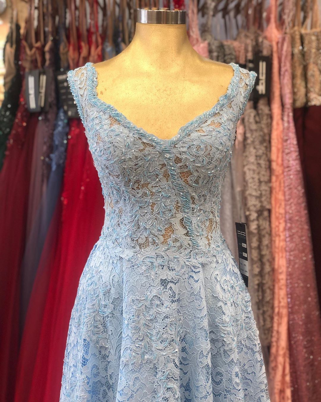 Long A-line Sweetheart Backless Appliques Lace Prom Dress