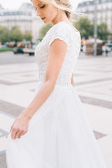Long White V-Neck Cap Sleeve A-line Lace Chiffon Wedding Dress