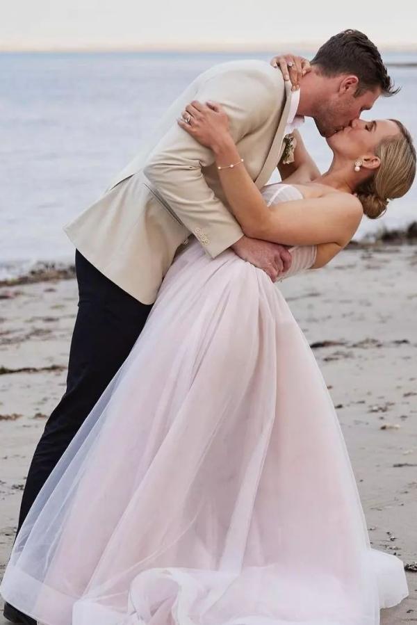 Elegant Long A-line Strapless Backless Floor Length Tulle Wedding Dresses