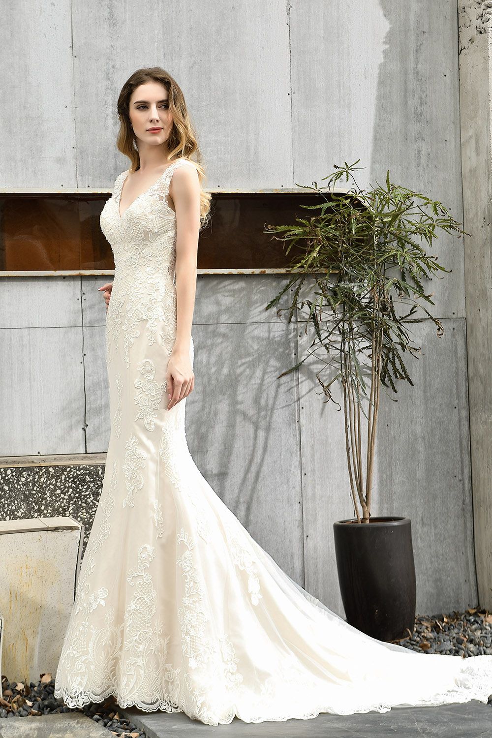 Long Mermaid V-neck Straps Lace Backless Floor Length Wedding Dresses